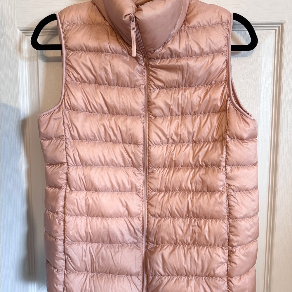 Uniqlo Blush Quilted Vest